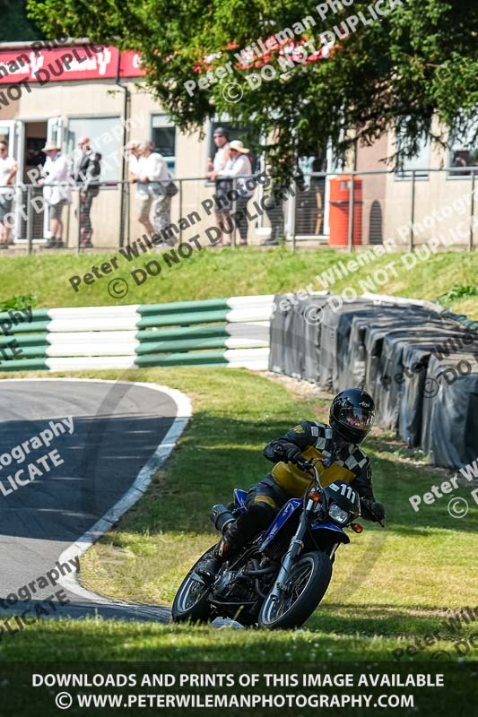 cadwell park;cadwell park photographs;cadwell trackday photographs;enduro digital images;event digital images;eventdigitalimages;peter wileman photography;racing digital images;trackday digital images;trackday photos